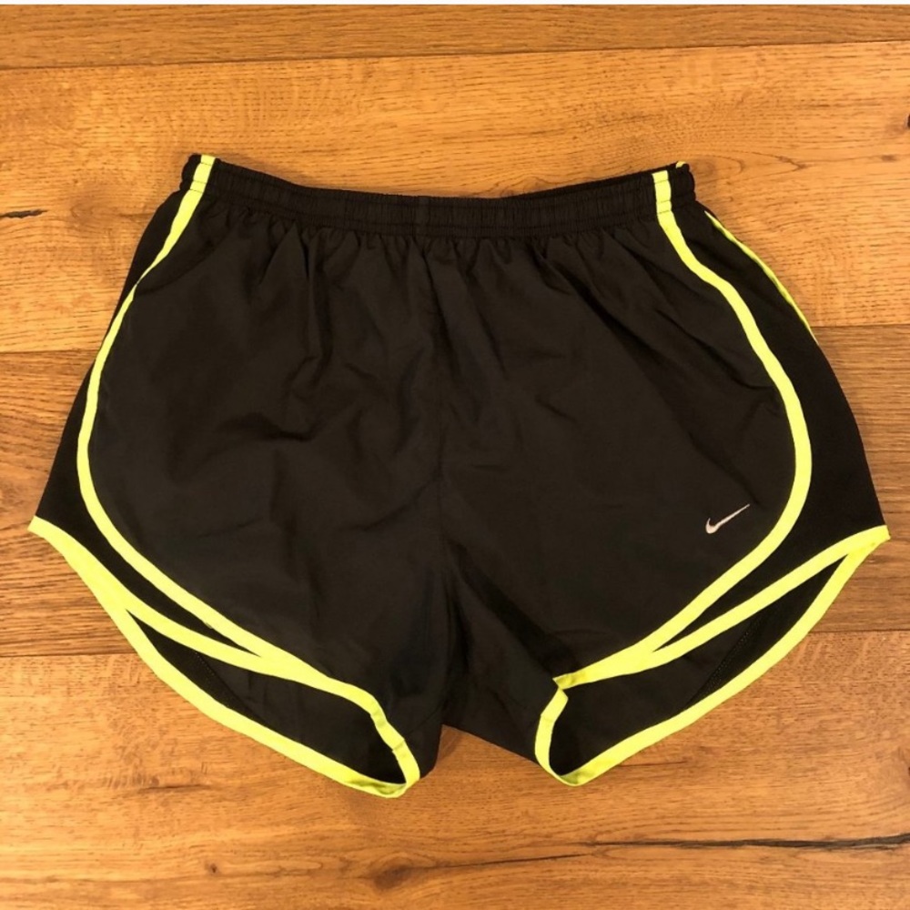 Nike tempo shorts